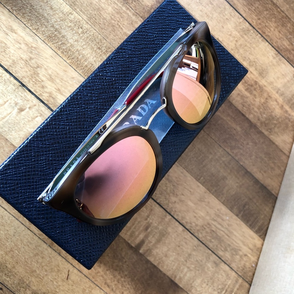 Prada Sunglasses with Rose and Gold Hues - Picture 3 of 6